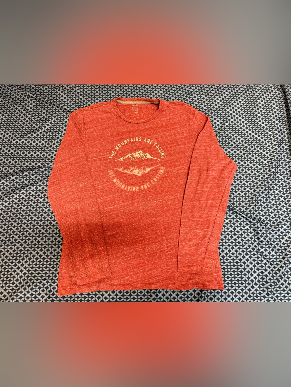 Old Navy Soft-Washed Ultra-Doux Graphic Long Sleeve Tee Men’s Large